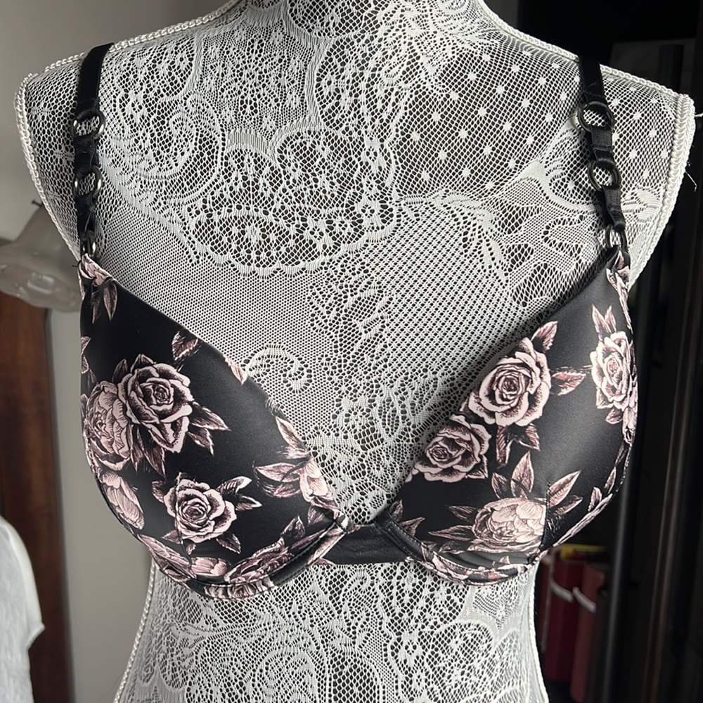 Victoria Secret Bra
